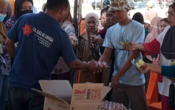 Pemerintah Provinsi Gorontalo menyalurkan 1.000 paket sembako bersubsidi di Bone Bolango guna menjaga daya beli masyarakat, mengendalikan inflasi, dan membantu warga terdampak kemarau/Hibata.id