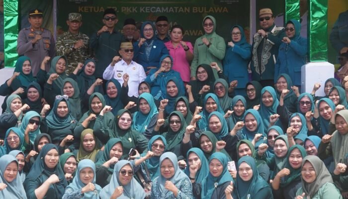 Ruwaida Mile Dorong Kader PKK Bone Bolango Aktif di Tengah Masyarakat