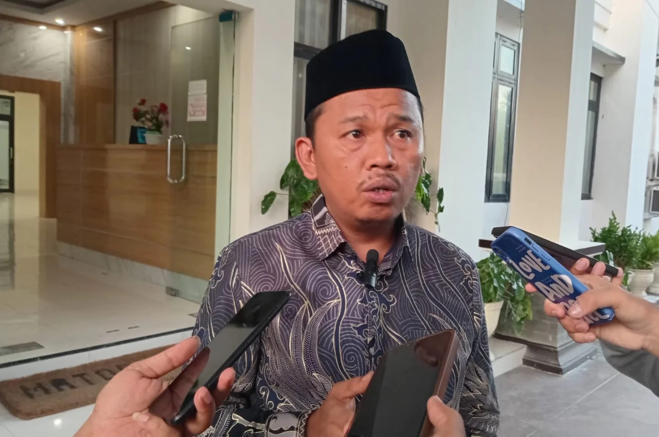 Ketua DPRD Bone Bolango Faisal Yunus. Foto: Ulanda/Hibata.id