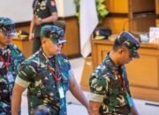 2 TNI Penyiram Air Keras Lolos dari Pemecatan. Foto: Antara/Hibata.id