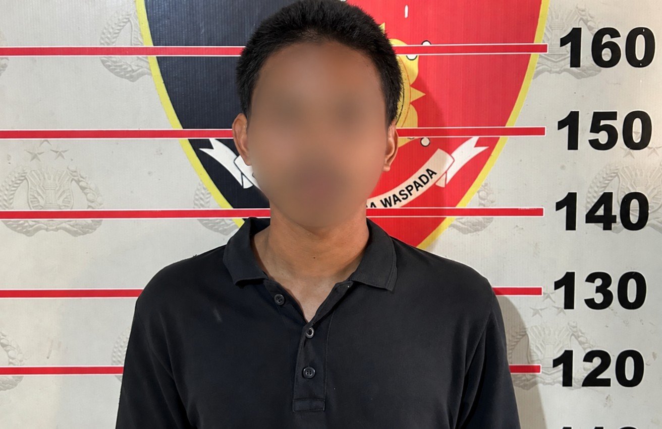 Perselisihan pasangan di Samarinda Seberang berujung laporan dugaan penganiayaan. Polisi mengamankan seorang pria sekitar dua jam setelah kejadian/Hibata.id
