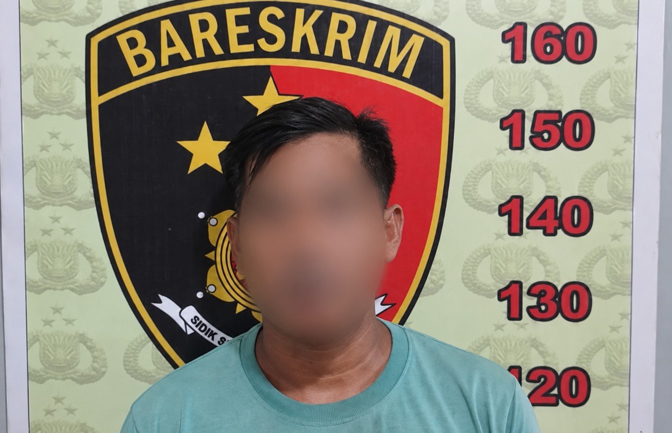 Polisi mengamankan seorang pria berinisial SUMAR terkait dugaan penganiayaan di area parkir Pasar Kedondong/Hibata.id