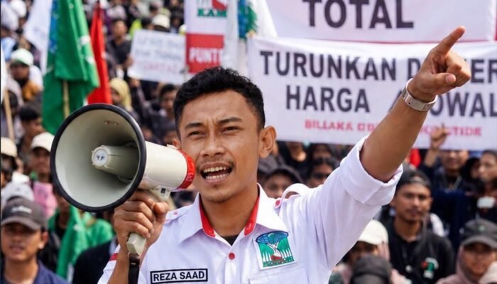 Stok BBM Katanya Aman, KAMMI Pertanyakan Antrean Panjang di SPBU Gorontalo