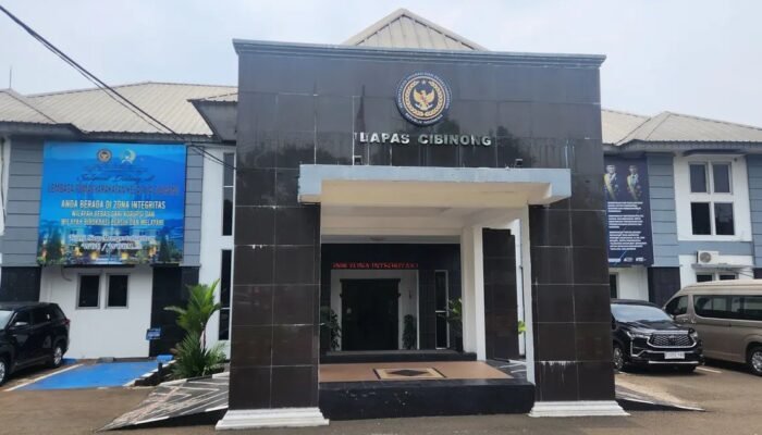 Temuan di Lapas Cibinong, Kalapas dan 4 Pejabat Dinonaktifkan