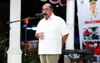 Wali Kota Gorontalo Adhan Dambea saat memberikan sambutan pada penutupan rangkaian Bulan Wawasan Kebangsaan dalam rangka HUT ke-81 Kemerdekaan Republik Indonesia di Rumah Dinas Wali Kota Gorontalo, Senin, 31 Agustus 2026. (Foto: Humas)