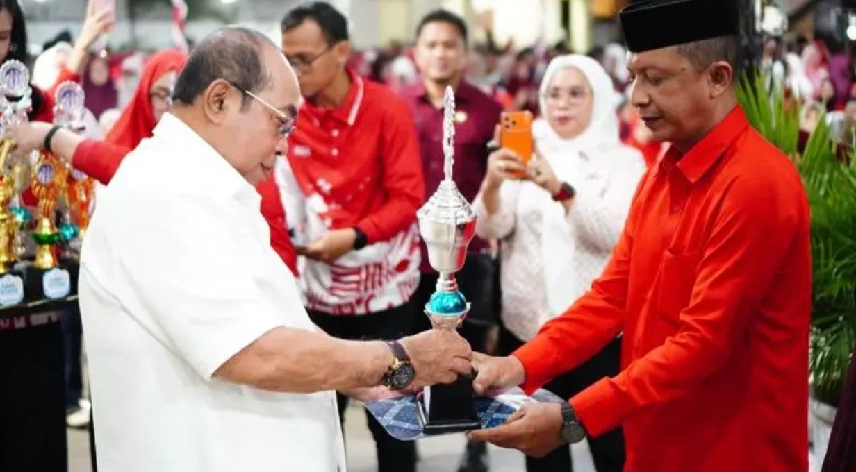 Wali Kota Gorontalo Adhan Dambea menutup rangkaian Bulan Wawasan Kebangsaan tingkat Kota Gorontalo 2026. (Foto: Humas)