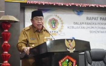Wali Kota Gorontalo Adhan Dambea dalam Rapat Paripurna DPRD Kota Gorontalo di Aula DPRD Kota Gorontalo, Senin, 7 September 2026. (Foto: Humas)