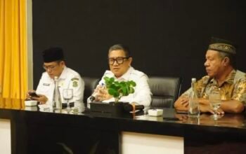 Wakil Wali Kota Gorontalo Indra Gobel saat memberikan pembekalan kepada finalis PPIB ke-X tingkat Kota Gorontalo 2026. (Foto: Humas)