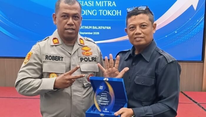 Polresta Balikpapan Raih Penghargaan Mitra Terbaik dari Balikpapan Pos