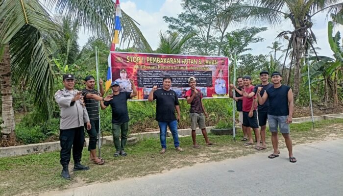 Polsek Palaran Edukasi Warga Cegah Karhutla di Handil Bakti dan Bentuas