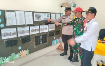 Warga, pemerintah kelurahan, TNI dan Polri membentuk Posko Bersama Penanganan Karhutla di Graha Indah, Balikpapan, untuk memperkuat pencegahan kebakaran/Hibata.id