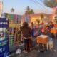 Gorontalo Karnaval Karawo 2026 membawa peluang bagi UMKM. Keramaian di Jalan John Ario Katili dimanfaatkan pedagang kecil untuk menjangkau pembeli baru/Hibata.id