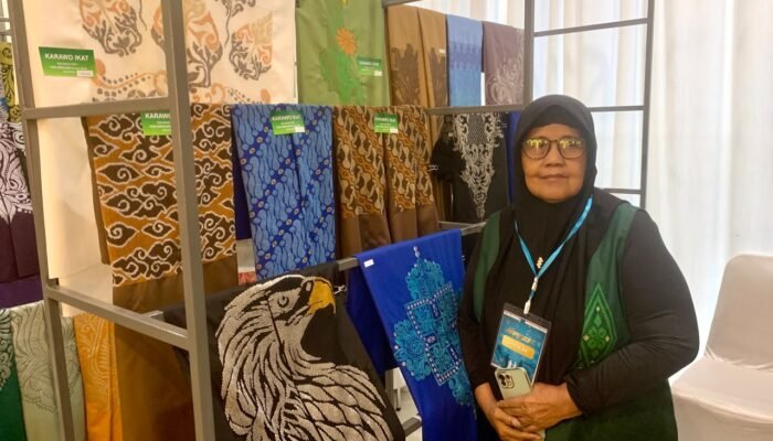 Menyulam Karawo Sejak 1987, Ramlah Kini Pamer Karya di GKK dan Harfest 2026