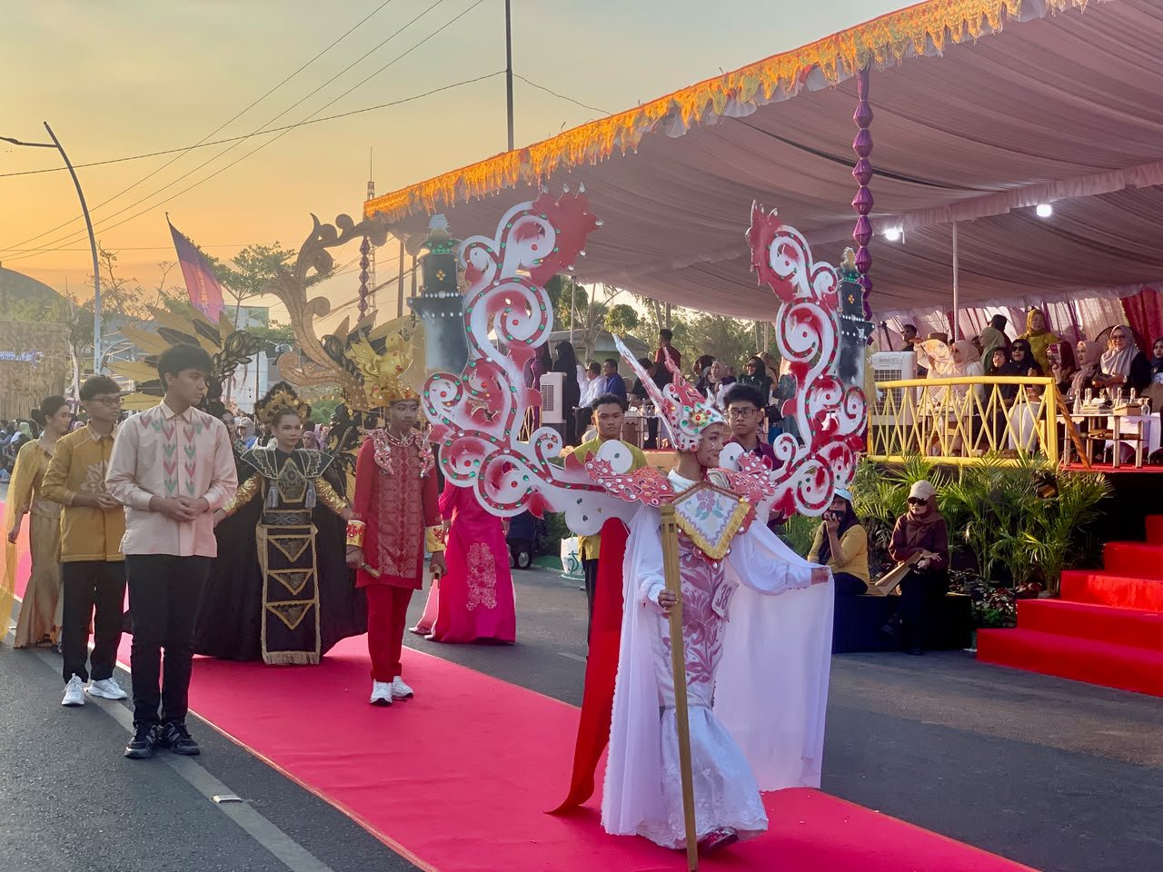 Pemprov Gorontalo mulai menyiapkan GKK 2027 dengan konsep zero waste. Kostum, dekorasi dan perlengkapan karnaval didorong memakai material ramah lingkungan/Hibata.id