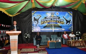 Wakil Bupati Boalemo Lahmuddin Hambali meminta Turnamen Sepak Takraw Family Anak Komplek Cup 2026 di Piloliyanga berlangsung sportif dan bebas judi/Hibata.id