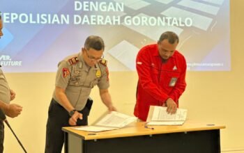 Penandatanganan kerja sama PLN Nusantara Power UP Gorontalo dan Polda Gorontalo untuk memperkuat pengamanan serta mendukung kelancaran operasional ketenagalistrikan di Gorontalo/Hibata.id