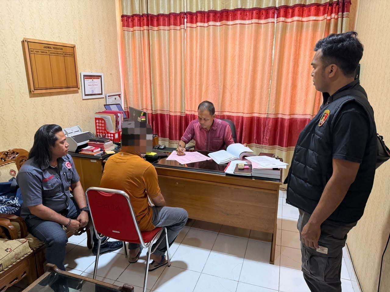 Berkas Lengkap, Tersangka PETI Teratai Pohuwato Diserahkan ke Jaksa/Hibata.id