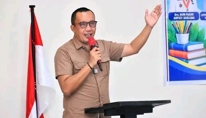 Lahmudin Hambali Apresiasi Coaching Clinic GTK 2026 di Boalemo