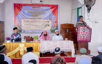 Bupati Buton Tengah Azhari menghadiri Tabligh Akbar di Masjid Jami Nurul Huda, Desa Lolibu, Kecamatan Lakudo, Minggu (27/9/2026)/Hibata.id