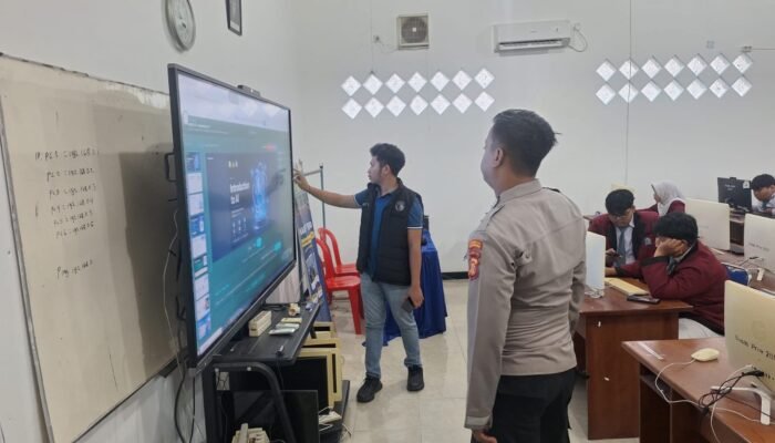 Polresta Balikpapan Edukasi Pelajar SMAN 5 soal Manfaat dan Risiko AI