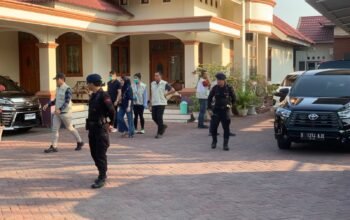 KPK Geledah Rumah Haji Pulu di Kota Gorontalo