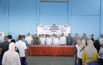 Pemerintah Kabupaten Bolaang Mongondow dan Pemerintah Kota Kotamobagu mempertemukan masyarakat Desa Poopo dan Kelurahan Upai dalam deklarasi damai, Rabu, 30 September 2026. (Foto: Humas)