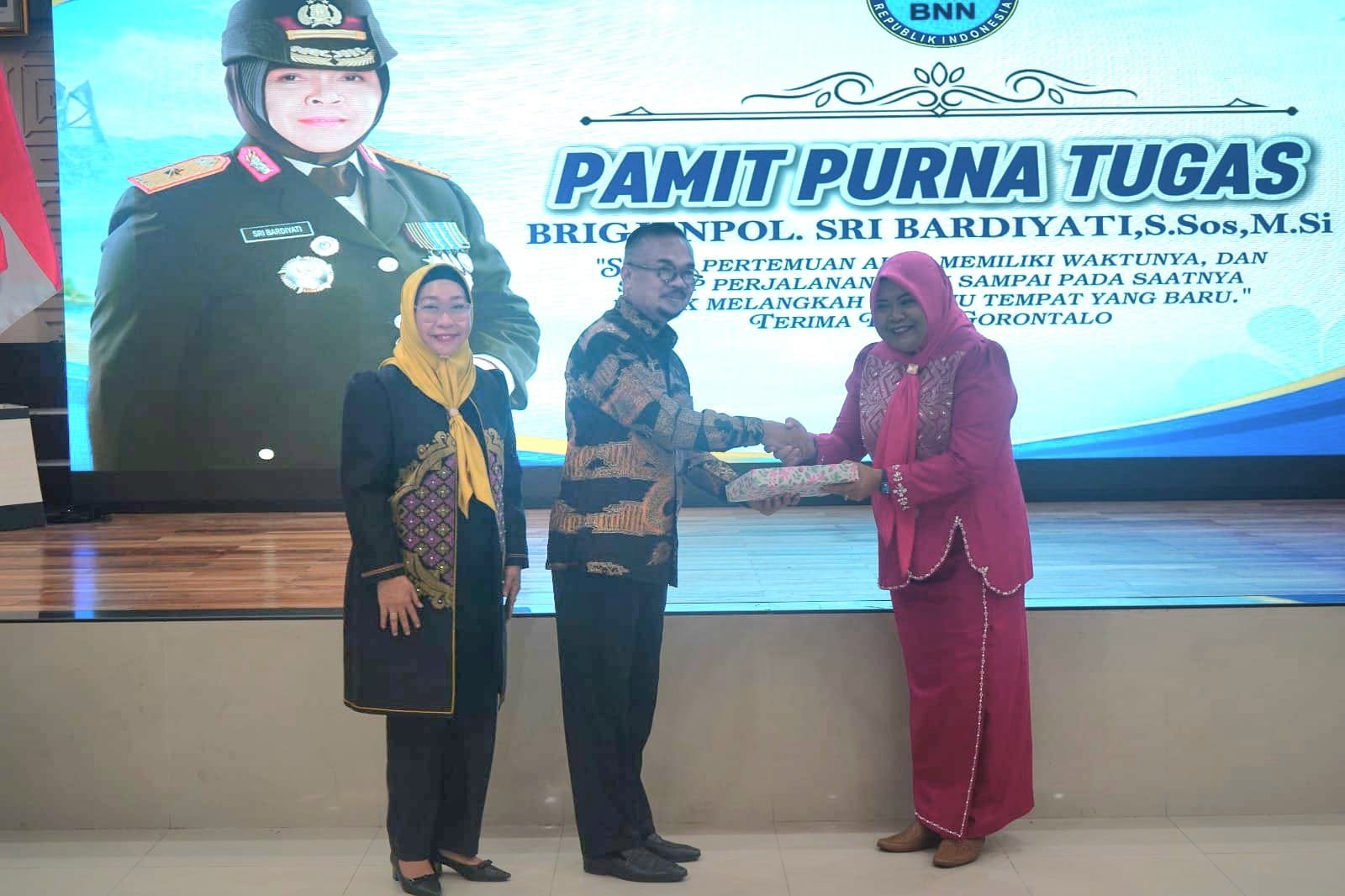Ketua DPRD saat menghadiri acara pelepasan dirinya yang memasuki masa purna tugas sebagai Kepala BNN Provinsi Gorontalo/Hibata.id