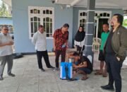 Wakil Ketua I DPRD Provinsi Gorontalo Ridwan Monoarfa bersama pimpinan dan anggota Komisi II meninjau pemanfaatan bantuan handsprayer di Desa Hutabohu, Kabupaten Gorontalo, Selasa (13/10/2026)/Hibata.id