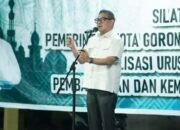 Wakil Wali Kota Gorontalo Indra Gobel saat menghadiri program silaturahmi dan sosialisasi urusan pemerintahan, pembangunan, dan kemasyarakatan. (Foto: Humas)