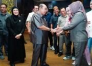 Wali Kota Gorontalo Adhan Dambea usai mengikuti apat paripurna pembicaraan tingkat I lanjutan terkait Rancangan Peraturan Daerah tentang APBD Kota Gorontalo Tahun Anggaran 2027, Senin, 5 Oktober 2026. (Foto: Humas)