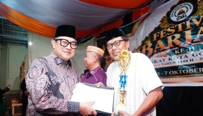 Di Tengah Gempuran Zaman, Indra Gobel Dorong Barzanji Tetap Lestari