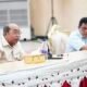 Wali Kota Gorontalo Adhan Dambea aat memimpin rapat koordinasi dan evaluasi (Rakorev) penyelenggaraan pemerintahan, pembangunan, dan kemasyarakatan di Bhandayo Lo Yiladia, Senin, 12 Oktober 2026. (Foto: Humas)