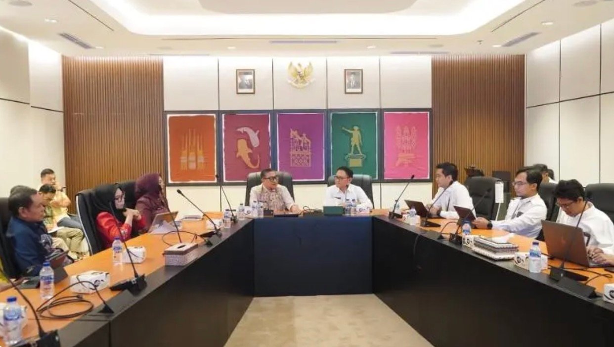 Pemerintah Kota Gorontalo berkonsultasi dengan Badan Pengawasan Keuangan dan Pembangunan (BPKP) Perwakilan Provinsi Gorontalo untuk memastikan pembangunan Gelanggang Olahraga (GOR). (Foto: Humas)