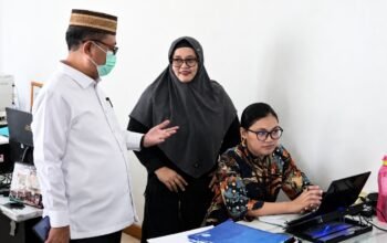 Saat WFH, Bupati Gorontalo Utara Periksa Pelayanan RSUD ZUS