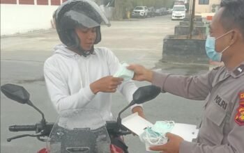 Imbauan Polresta Balikpapan kepada warga untuk menggunakan masker saat paparan asap karhutla meningkat/Hibata.id