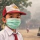 Kabut asap di Kabupaten Pohuwato menjadi perhatian di tengah berlangsungnya kegiatan belajar mengajar di sekolah/Hibata.id