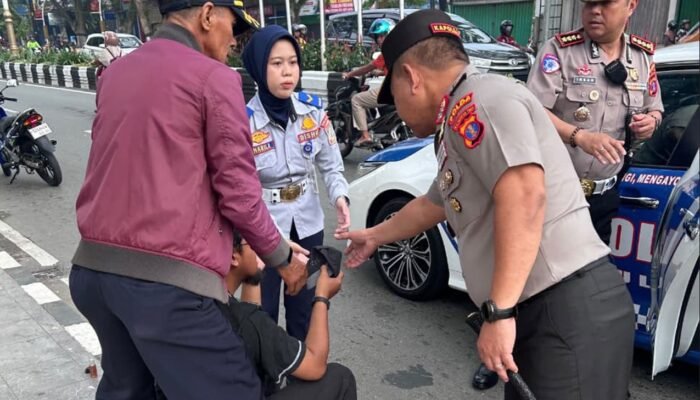 Kapolda Kaltim Pimpin Pengaturan Lalu Lintas Pagi