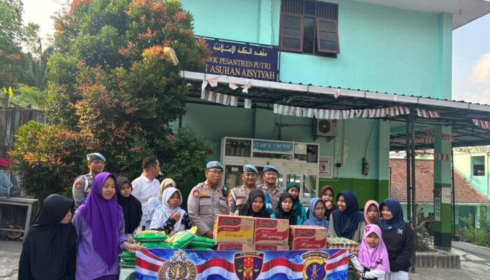 Propam Polresta Balikpapan Berbagi Sembako di Panti Asuhan Aisyiyah