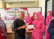 Polwan Polda Kaltim, Bhayangkari Polda Kaltim, Polda Kaltim, bantuan sosial Polda Kaltim, bansos Polda Kaltim, Polwan berbagi, Bhayangkari berbagi, bantuan sosial Balikpapan, Sepinggan Baru Balikpapan/Hibata.id
