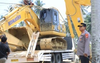 Siapa di Balik 4 Excavator? Polisi Dalami PETI di Popayato Barat