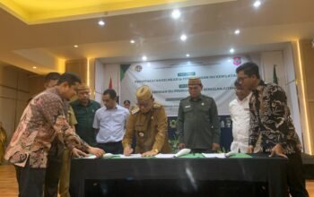 Bupati Bone Bolango Ismet Mile membuka kegiatan penyusunan RDTR dan pembangunan berkelanjutan/Hibata.id