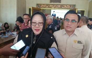 Edukasi perlindungan dan migrasi aman melalui program SMK Go Global di Pendopo Wahyawibawagraha, Jember, Kamis (8/10/2026)/Hibata.id