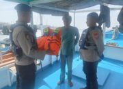 Personel Satpolairud Polresta Balikpapan menyampaikan imbauan kamtibmas dan keselamatan pelayaran kepada masyarakat pesisir/Hibata.id
