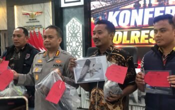 Polisi menangani kasus dugaan penganiayaan yang berkaitan dengan kematian Budi Haryanto di Samarinda/Hibata.id