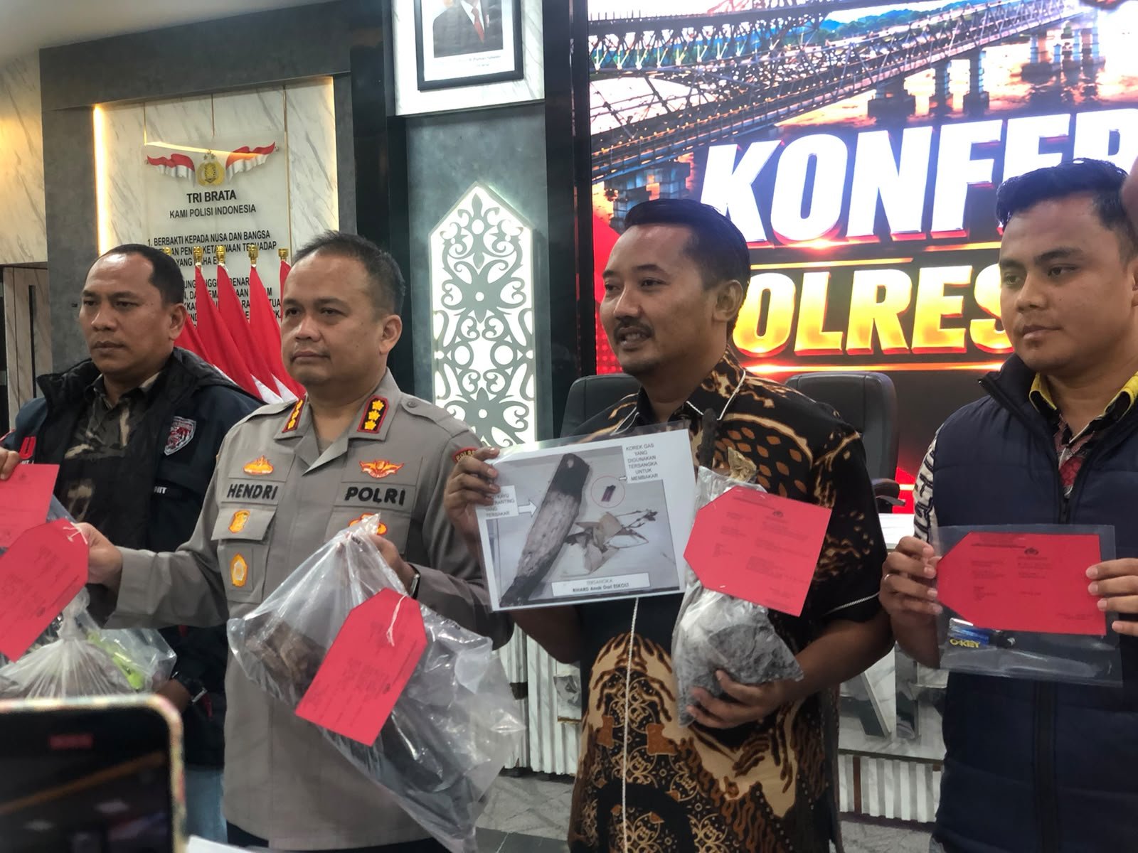Polisi menangani kasus dugaan penganiayaan yang berkaitan dengan kematian Budi Haryanto di Samarinda/Hibata.id