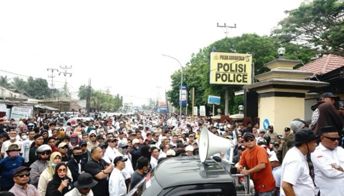 Ribuan Massa Geruduk Polda Gorontalo, Desak Penghentian Dugaan Kriminalisasi Adhan Dambea