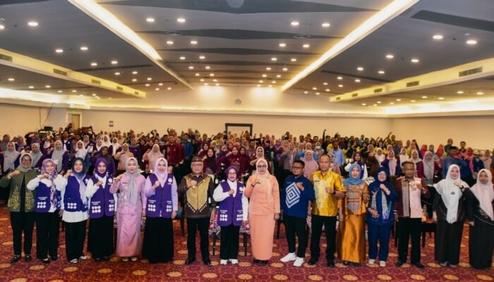 Bupati Gorontalo Soroti Kematian Ibu-Bayi, TBC hingga Imunisasi Anak