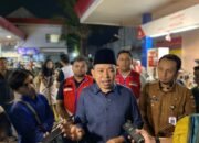 Bupati Jember Muhammad Fawait menyampaikan kebijakan bekerja dari rumah bagi ASN di tengah antrean BBM di sejumlah SPBU/Hibata.id