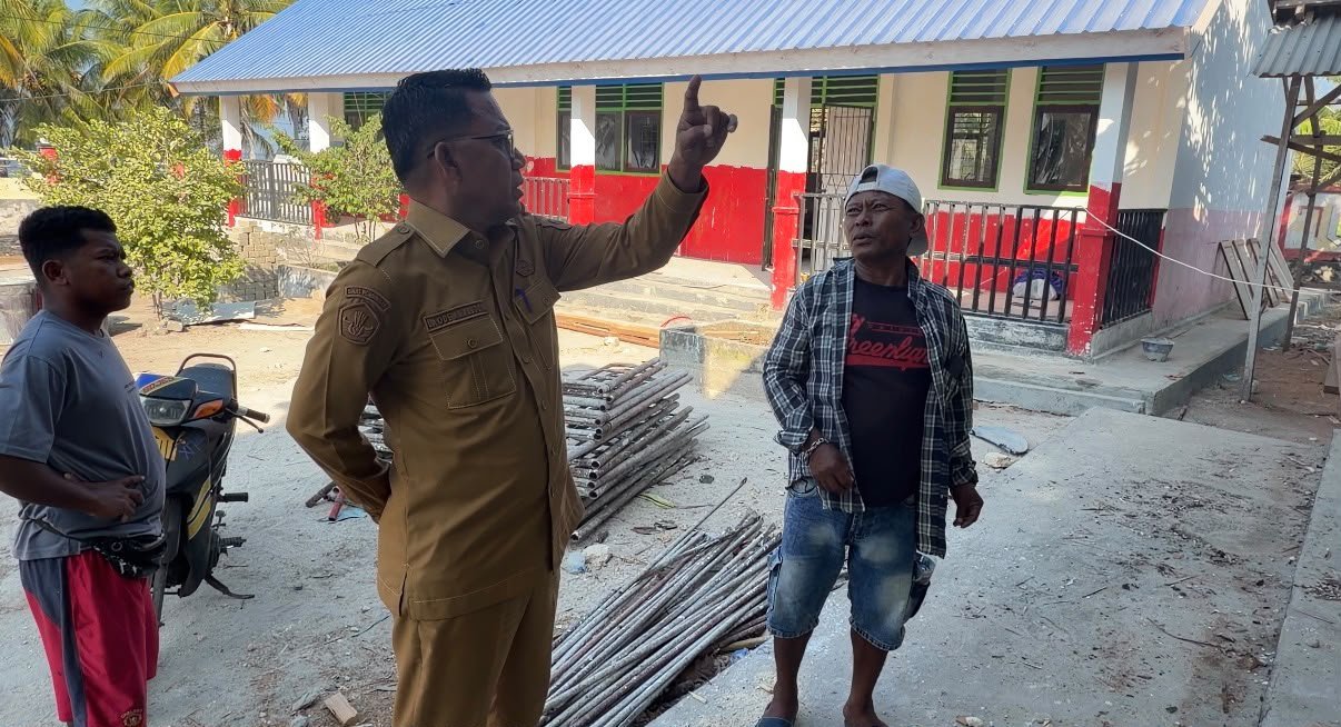 Plt Kepala Dinas Pendidikan dan Kebudayaan Buton Tengah, La Ode Amaluddin, menyampaikan dukungan terhadap program revitalisasi sekolah dan digitalisasi pembelajaran pada 2026/Hibata.id