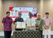 Bupati Boalemo Rum Pagau bersama Kepala BPIFK Kemenperin Dickie Sulistya Aprilyanto saat penandatanganan nota kesepahaman pengembangan industri fesyen dan kriya di Bali, Selasa (20/10/2026)/Hibata.id